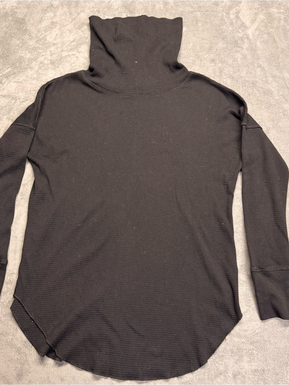 The Group Babaton Aritzia waffle knit cowl neck neutral sweaters, sz M